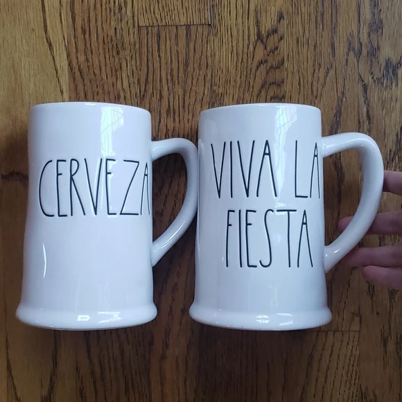 New! Rae Dunn Set Of Two Beer Steins Cerveza And Viva La Fiesta - Picture 1 of 6